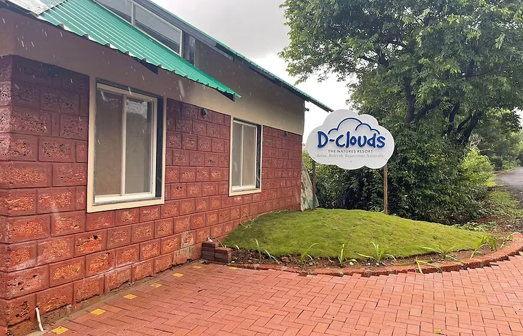 D-Clouds-Entrance2.webp