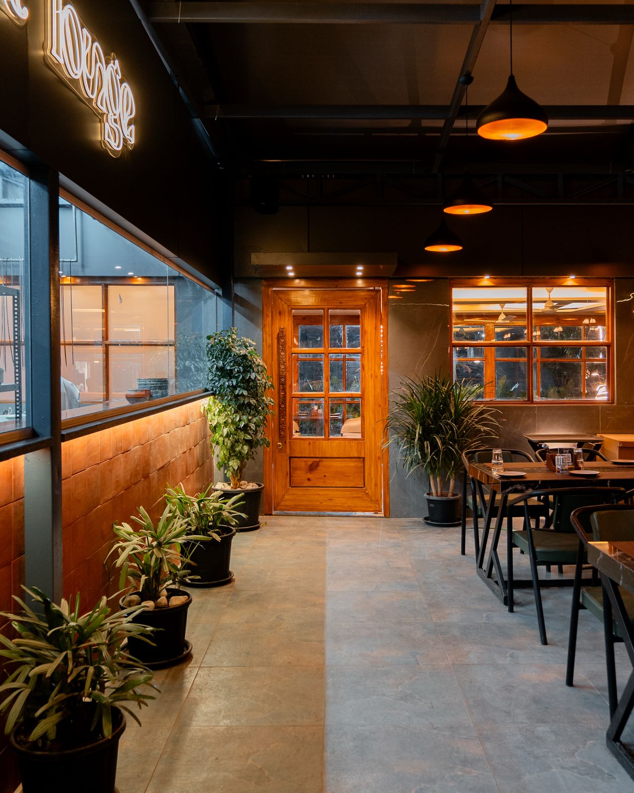 Scout Lounge 12